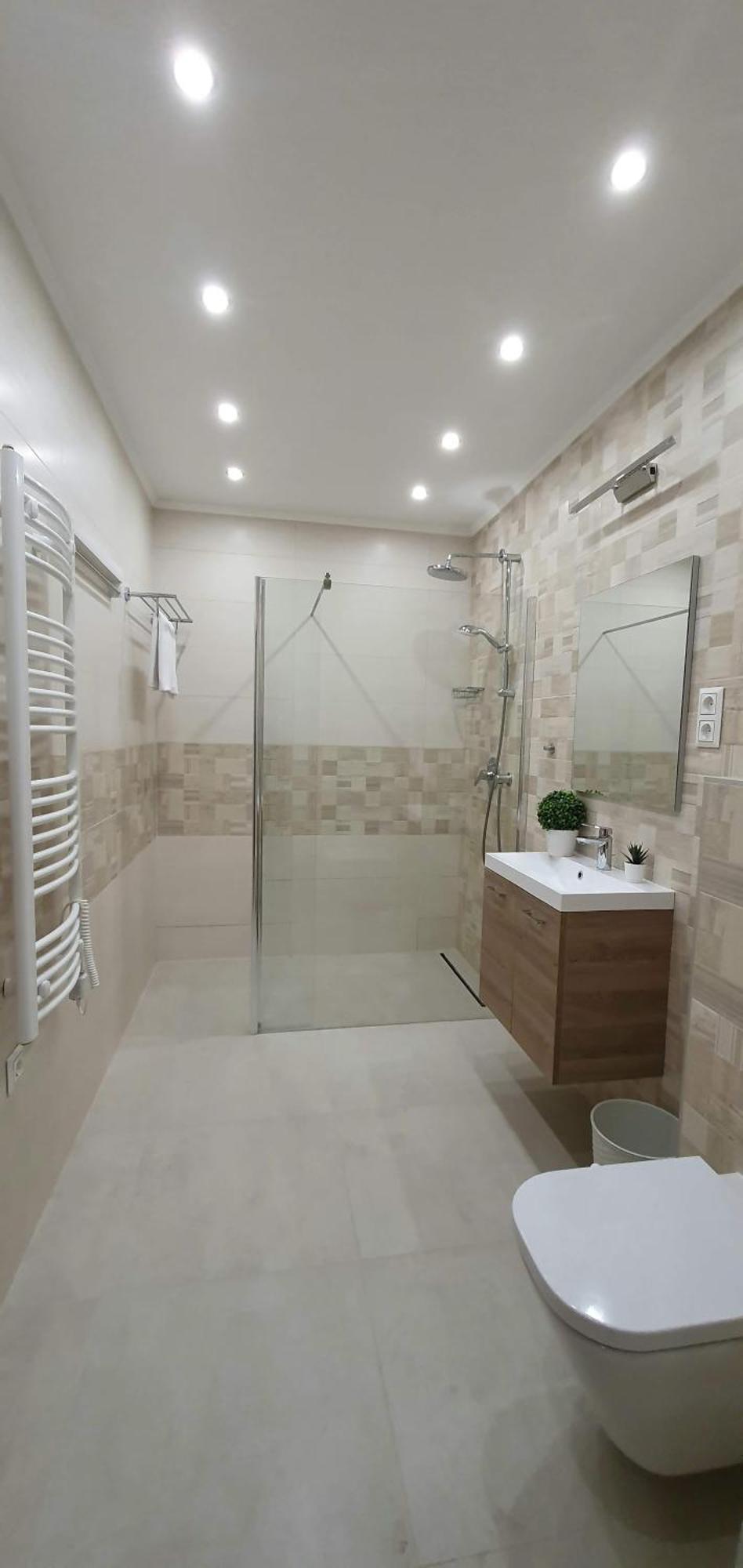 Apartament Royal In The Center With Free Parking!