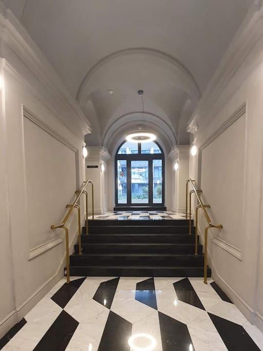 Apartament Royal In The Center With Free Parking! *