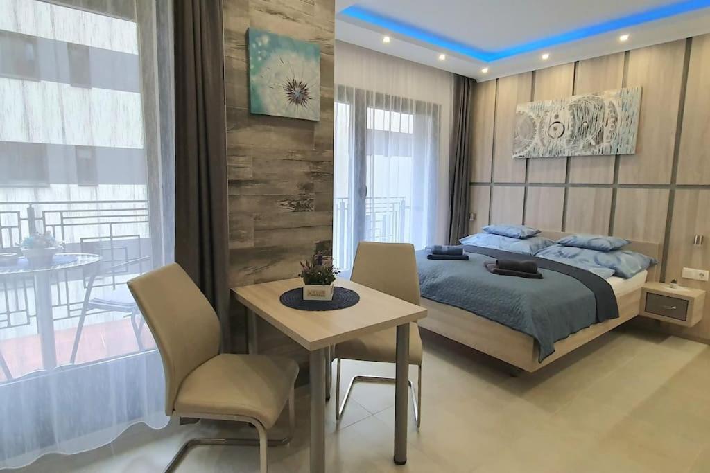 Royal In The Center With Free Parking! Apartament *