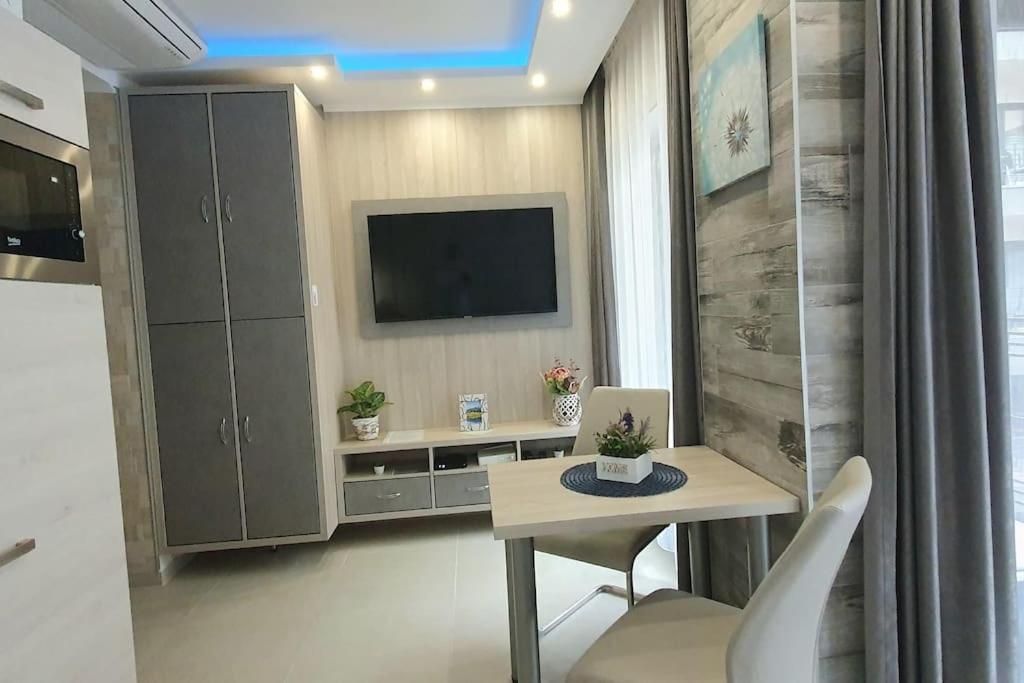 Apartament Royal In The Center With Free Parking! *